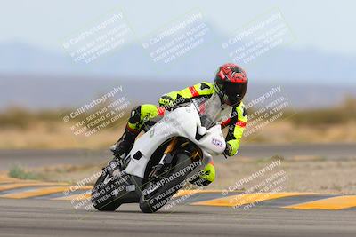 media/Jan-15-2023-SoCal Trackdays (Sun) [[c1237a034a]]/Turn 15 (1pm)/